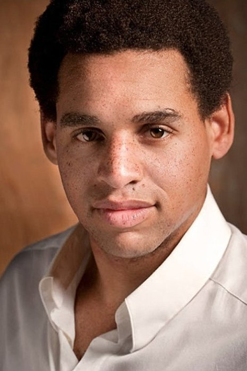 Narayana Cabral as Guard