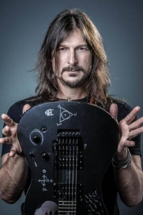 Rafael Bittencourt as Self