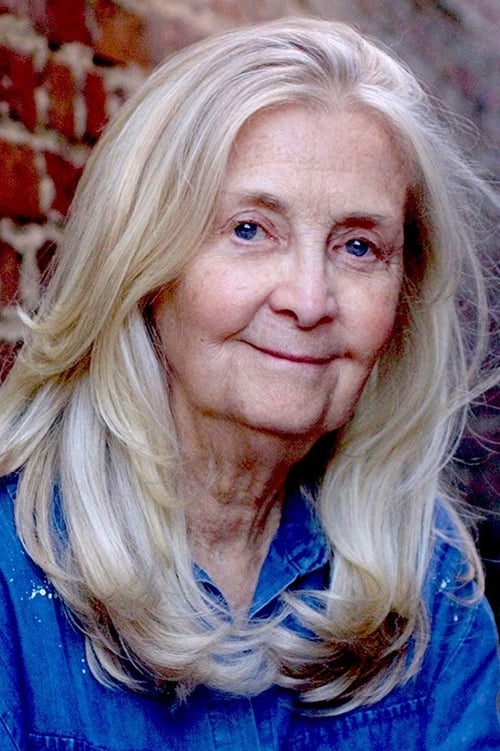 BettyLynn Allison as Weird Old Lady