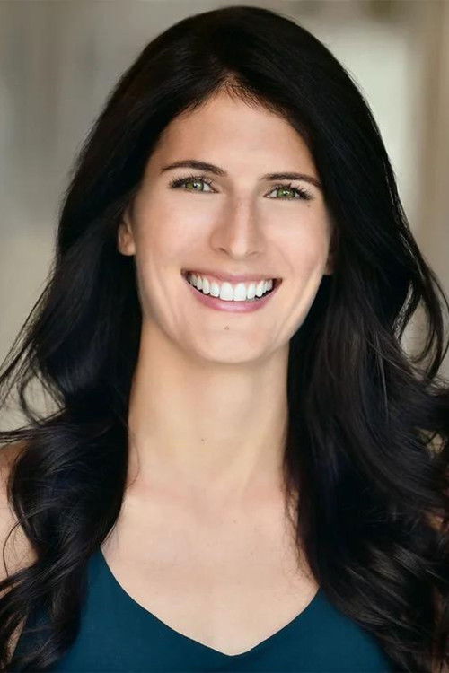 Angie Bullaro as Evie