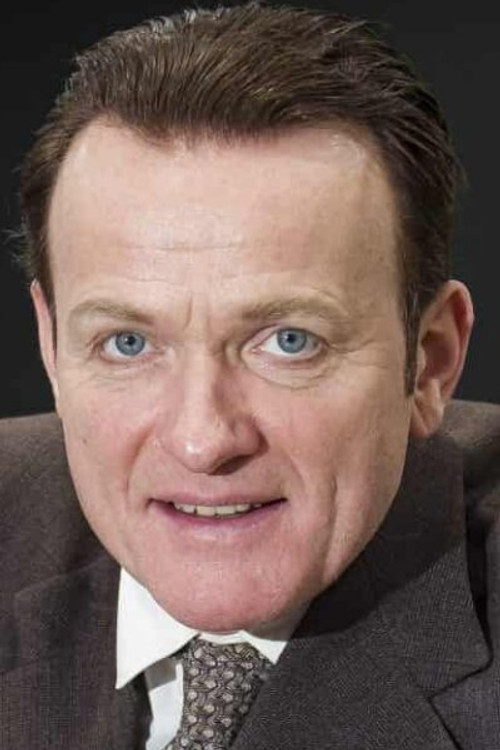 Bue Wandahl as Policeman