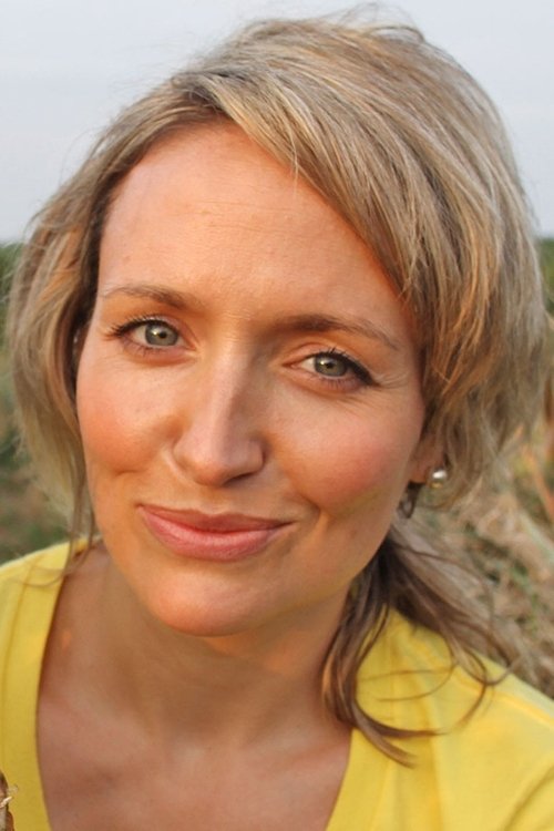 Kate Quilton as Self - Presenter