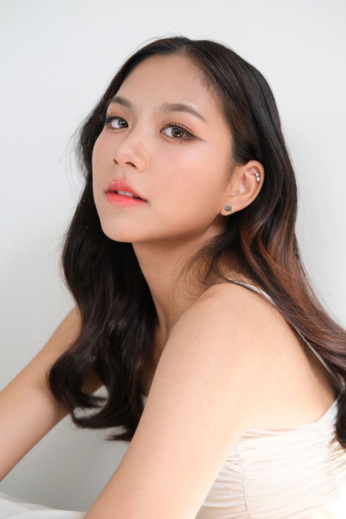 Lalita Thawisakulrat as Fa