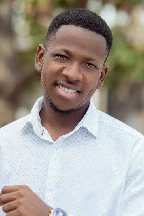 Aaron Adatsi as Aloewin