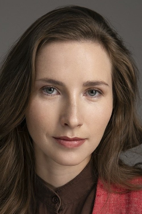 Uliana Peretolchina as 