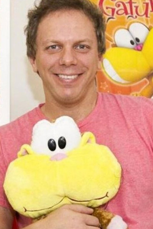 Cristian Dzwonik as Nik