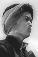 Yong Li as 游击队员乙