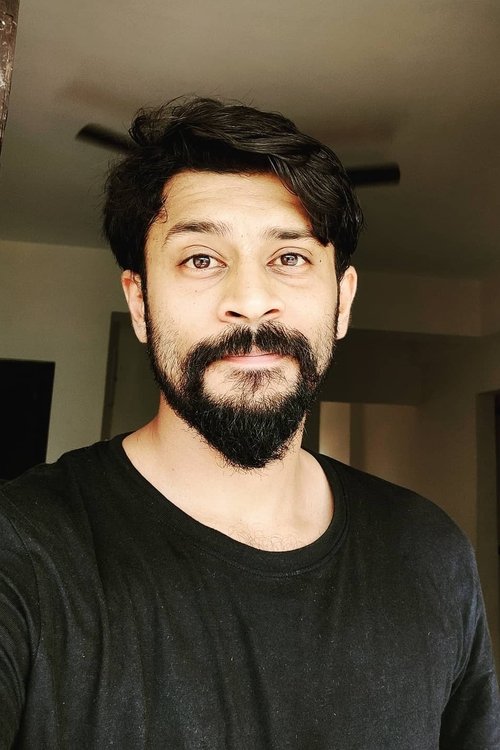 Vijay Krishna as Arjun Rao