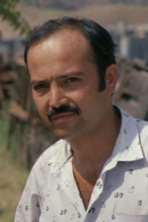 Rakhmatullo Turmanov as Davron