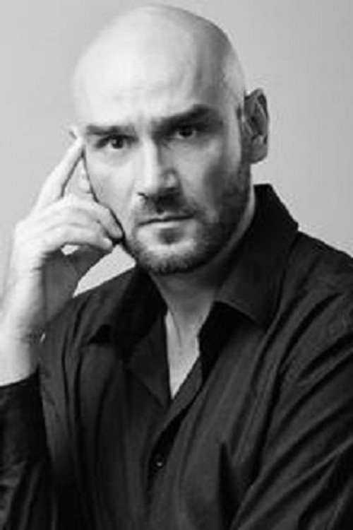 Milorad Kapor as Čovek u crkvi