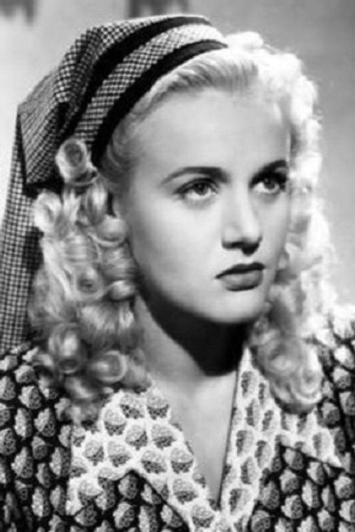 Paula Valenska as Sury / Sonia / Hedy