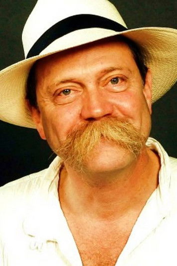 Øyvind Ougaard as Himself