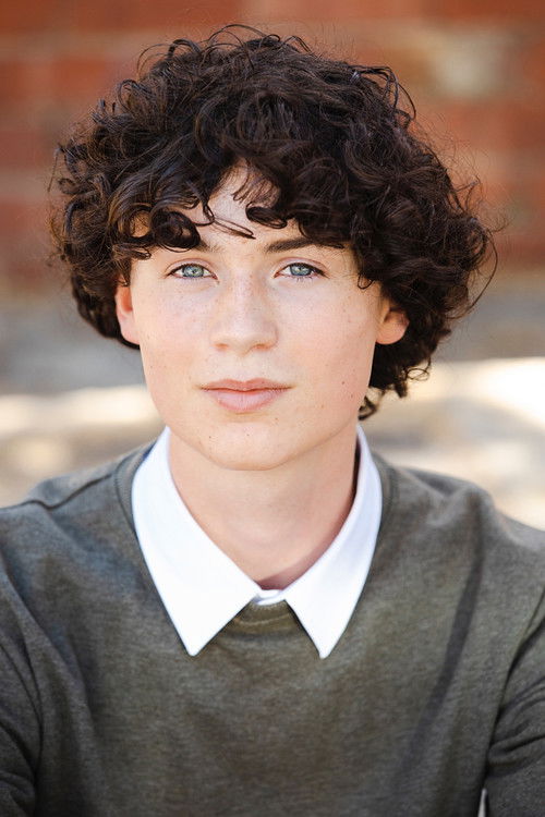 Gabriel Robb-Wardlaw as Night Shift Guy