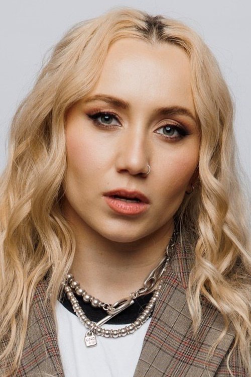 Dilyar Turaveeva as self