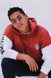 Armando Ortíz as El Mindo