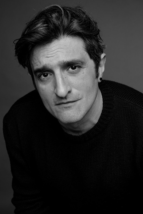 Alessandro Giallocosta as Pigi