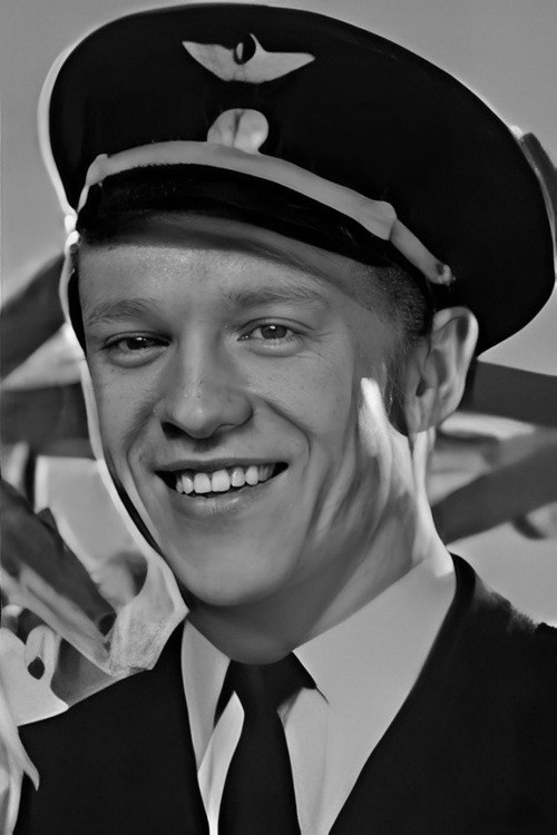 Georgiy Nikitin as Сычёв