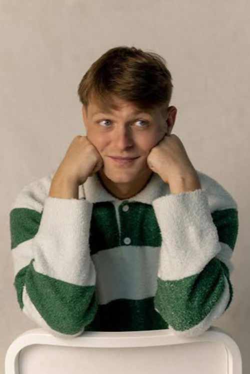 Viktoras Balykov as Viktis