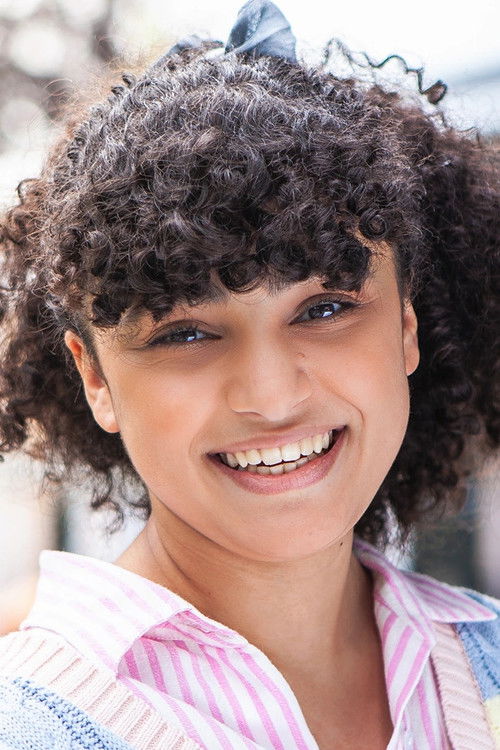 Sofia Zaifri as Soekie Btaimi