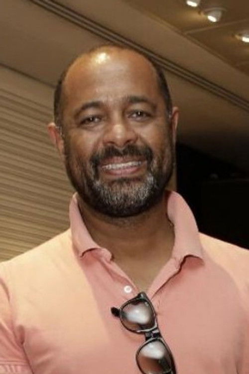 Olavo Bilac as Tranças