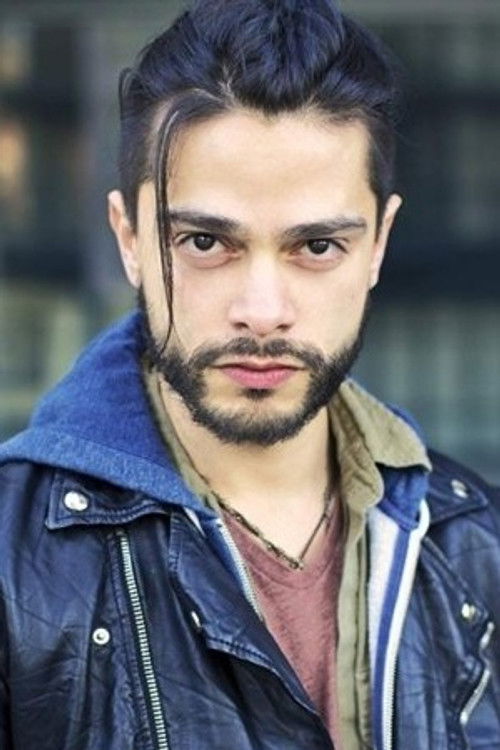 Víctor Ayala as Guillermo