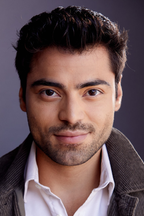 Israel Alexander as Zeke