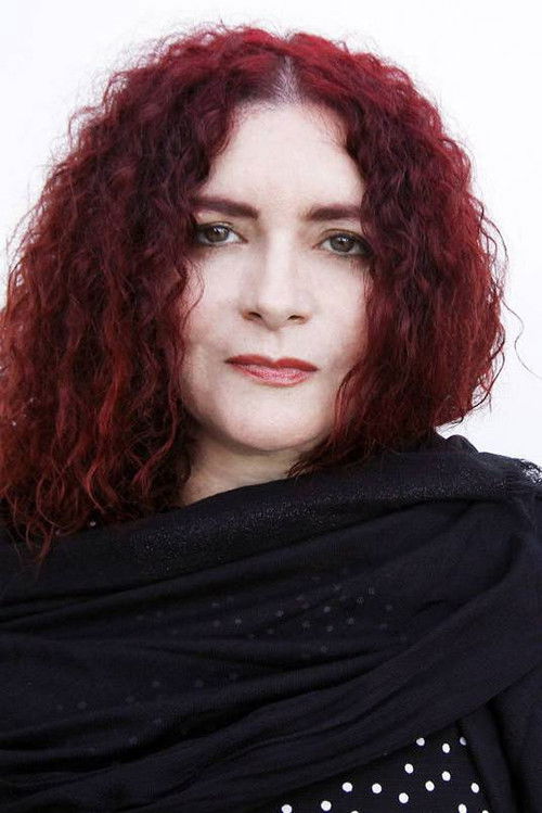 Marilyn Solaya as Vera