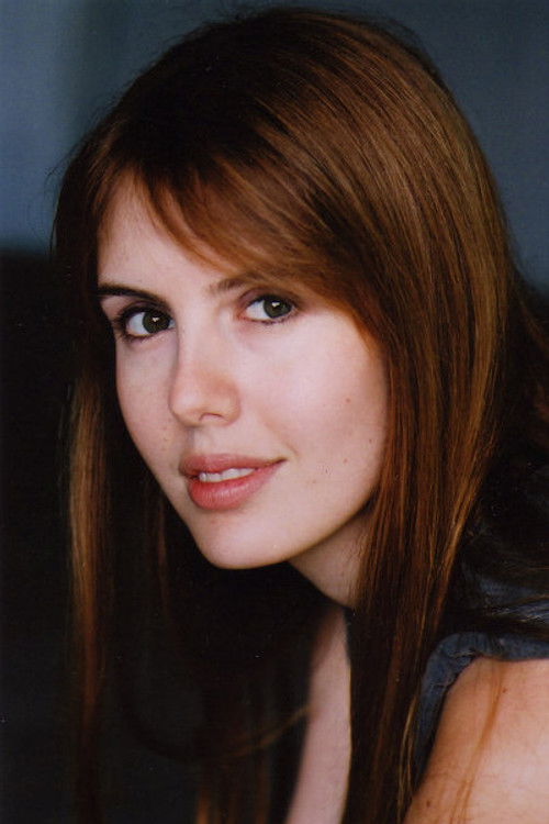 Samantha Aisling as Beth