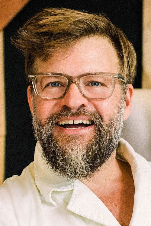 Jamie Shannon as Gordie