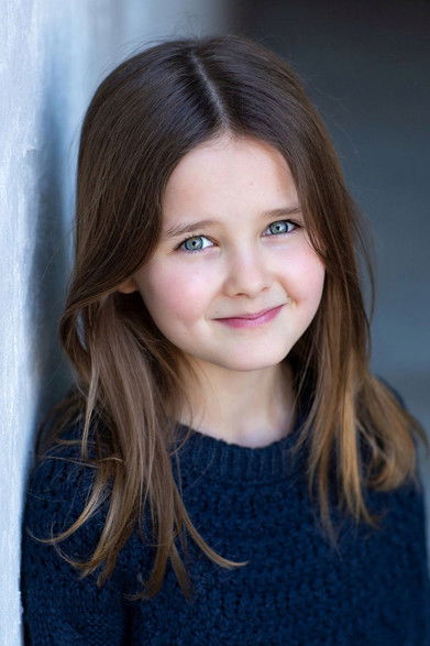 Lily Fisher as Layla