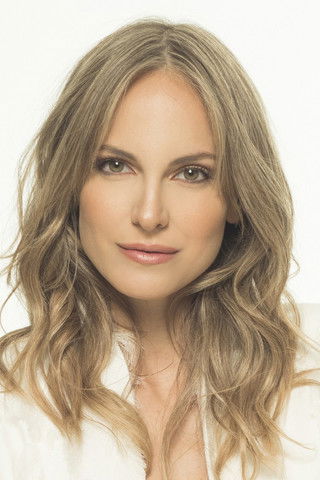 Natalia Kyrikou as Stavroula