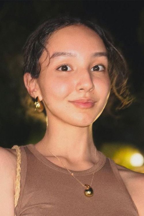 Maryam Sataeva as Anelya