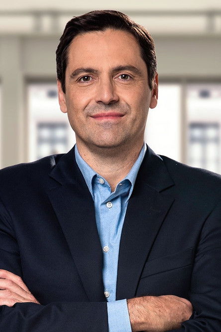 Luiz Philippe de Oleans e Bragança as Himself