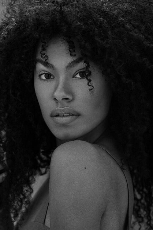 Jelisa van Schijndel as 