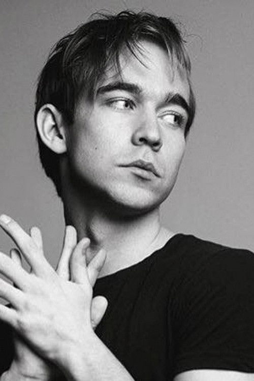 Melker Wernberg as Léon