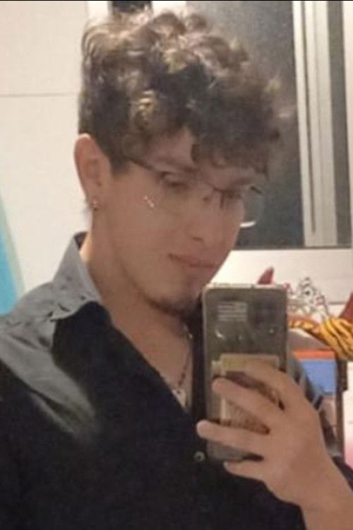 Esteban Darío Martinez as Susie McBrillo