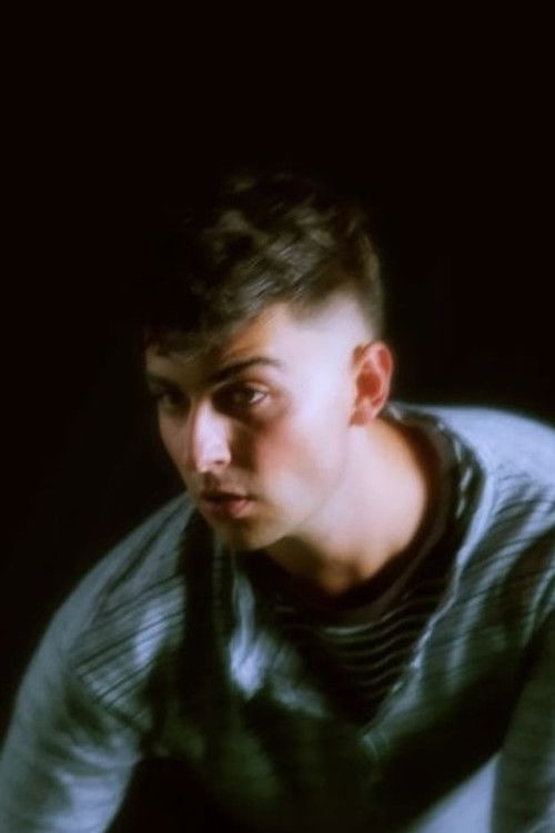 Juanjo Bona as Self - Contestant