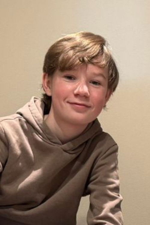 Billie Colliander as Stephanie