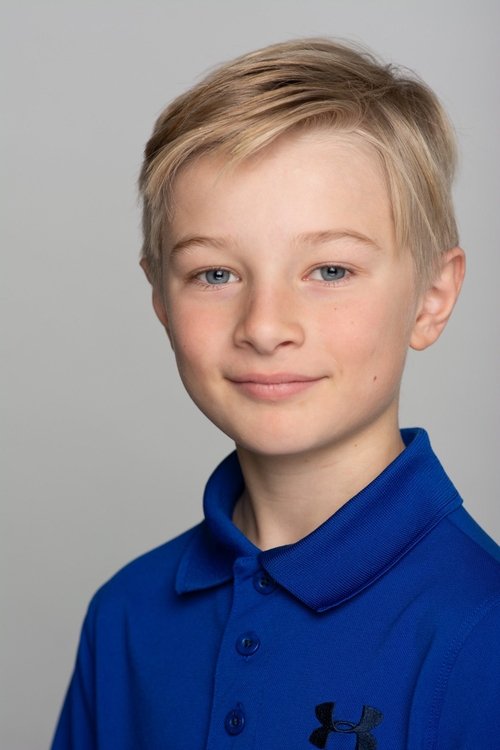 Koen Schneiderat as Danny