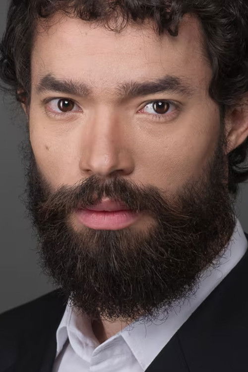 Emiliano Bicalho Favacho as Bento