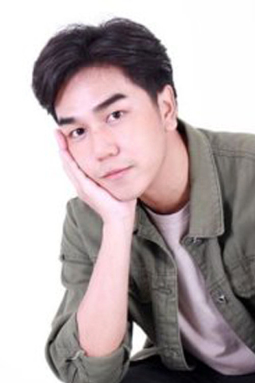 Game Chusak Thu-Naa as James