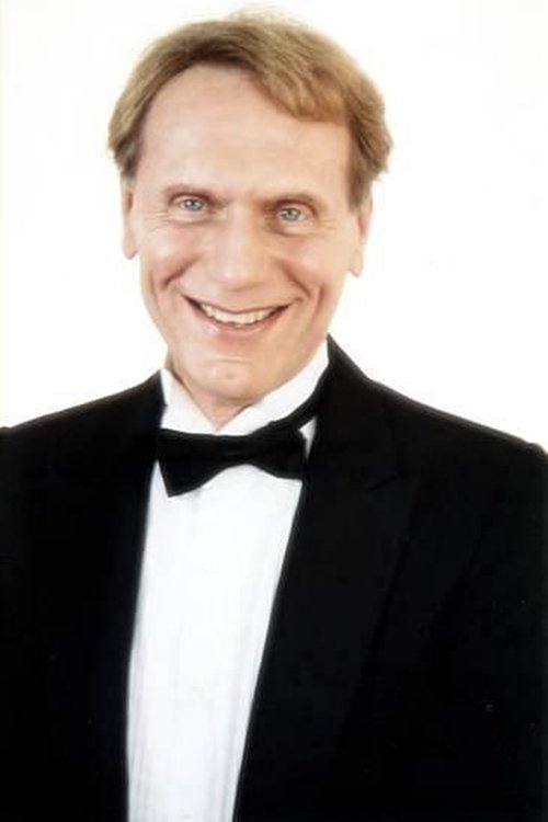 Johnny Mask as Flakke Ploeg