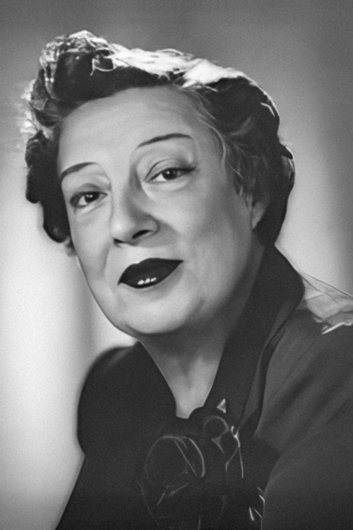 Maria Matos as Rosa Gonçalves