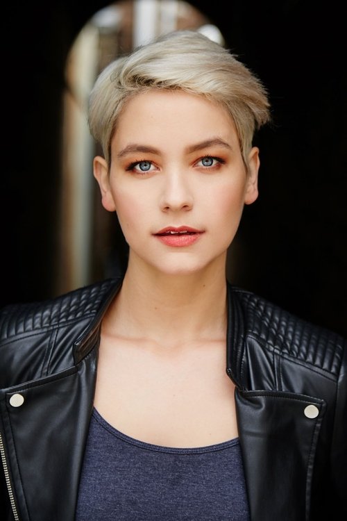 Vivienne Greer as Screaming Woman