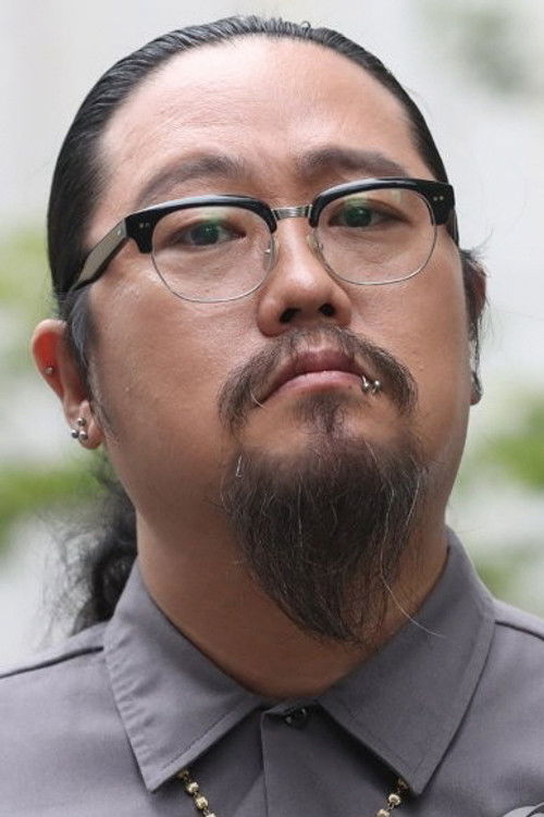 Kim In-soo as Priest Kang