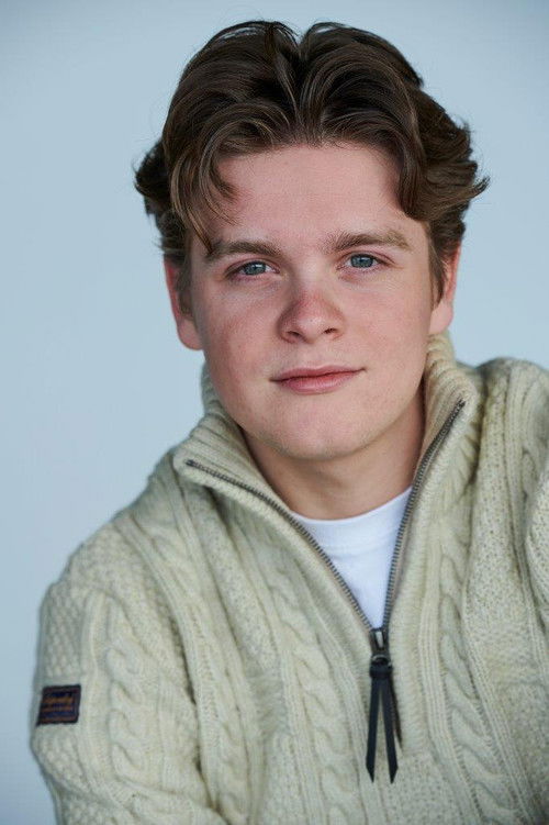 Justin Swagerman as Tino Transport