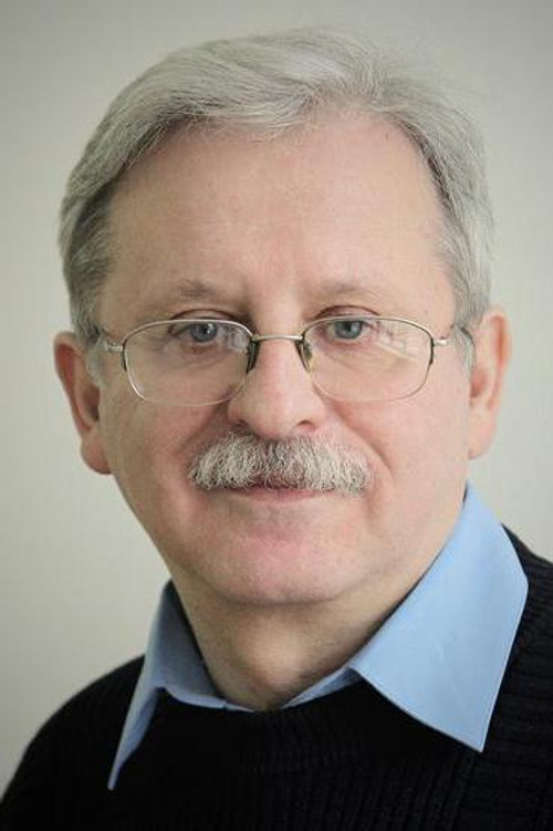 Roman Shyrman as Narrator (voice)