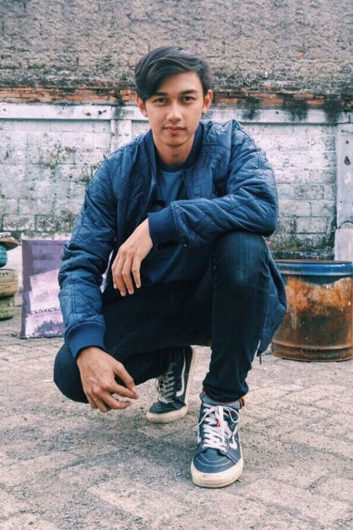 Immanuel Caesar Hito as Dito