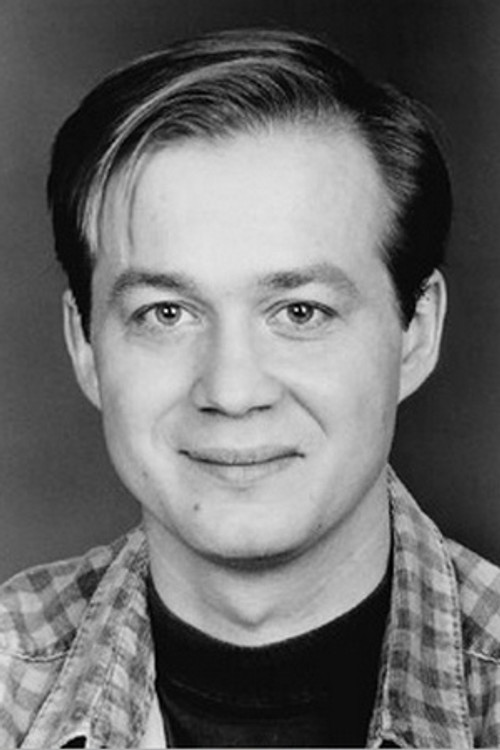 Adam Kamień as Inspector Bartosz