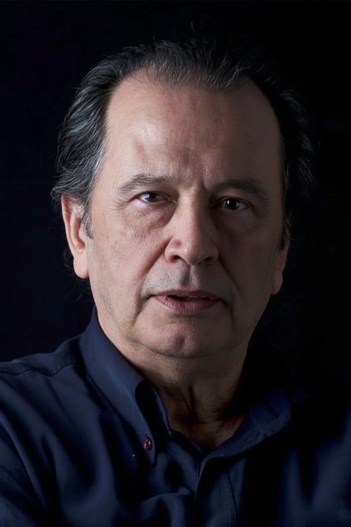 Suphi Tekniker as Fuat